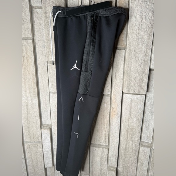 Air Jordan Black sweatpants- - Picture 3 of 3